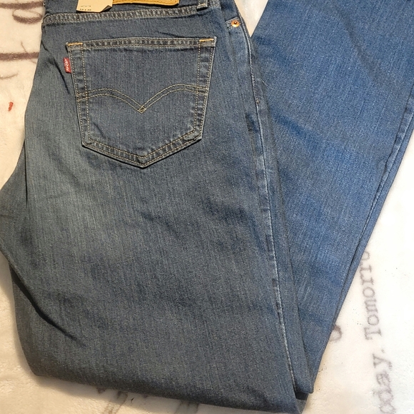 Men's Levi's Blue Jeans - Picture 4 of 8